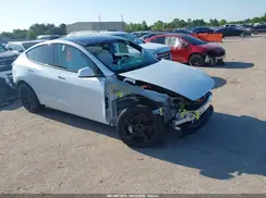 7SAYGDED5TA680128 2026 TESLA MODEL Y