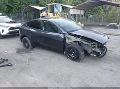 7SAYGDED5TA706520 2026 TESLA MODEL Y