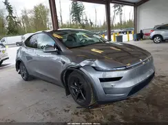 7SAYGDED5TF376204 2026 TESLA MODEL Y