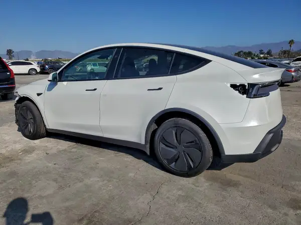 7SAYGDED5TF378387 2026 TESLA MODEL Y - Image 2