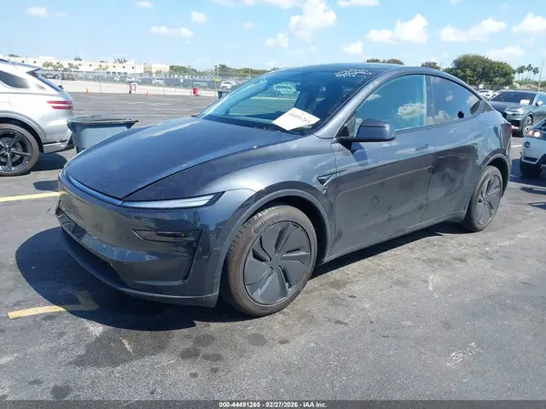 7SAYGDED5TF378664 2026 TESLA MODEL Y - Image 2
