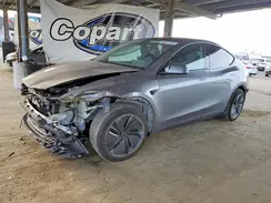 7SAYGDED5TF381032 2026 TESLA MODEL Y