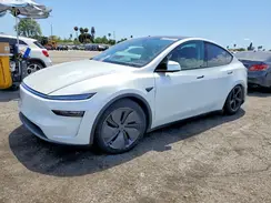 7SAYGDED5TF383475 2026 TESLA MODEL Y