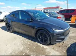 7SAYGDED5TF387106 2026 TESLA MODEL Y