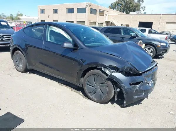 7SAYGDED5TF387848 2026 TESLA MODEL Y - Image 1