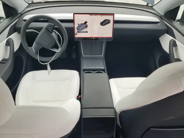 7SAYGDED5TF401411 2026 TESLA MODEL Y - Image 8
