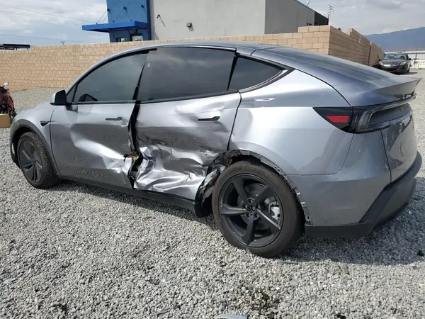 7SAYGDED5TF421013 2026 TESLA MODEL Y - Image 2