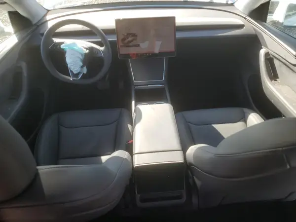 7SAYGDED5TF423084 2026 TESLA MODEL Y - Image 8