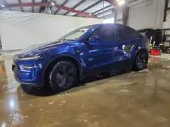 7SAYGDED5TF423926 2026 TESLA MODEL Y