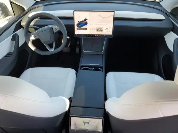 7SAYGDED5TF424140 2026 TESLA MODEL Y - Image 8