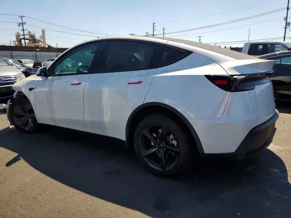 7SAYGDED5TF427829 2026 TESLA MODEL Y - Image 2