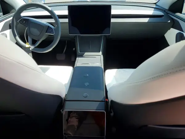 7SAYGDED5TF427829 2026 TESLA MODEL Y - Image 8