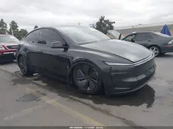 7SAYGDED5TF429421 2026 TESLA MODEL Y
