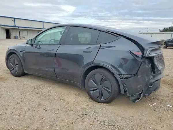 7SAYGDED5TF433033 2026 TESLA MODEL Y - Image 2