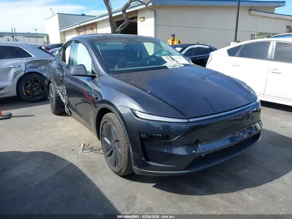 7SAYGDED5TF459762 2026 TESLA MODEL Y - Image 1