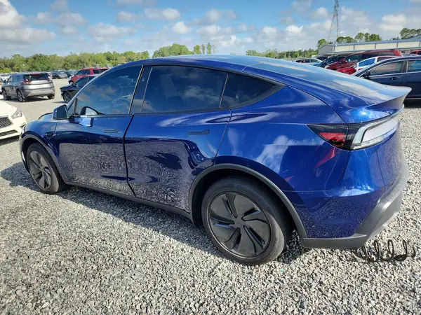 7SAYGDED5TF524612 2026 TESLA MODEL Y - Image 2