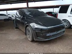 7SAYGDED5TF539112 2026 TESLA MODEL Y