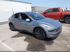 7SAYGDED5TF612706 2026 TESLA MODEL Y