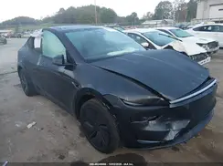 7SAYGDED5TF697210 2026 TESLA MODEL Y