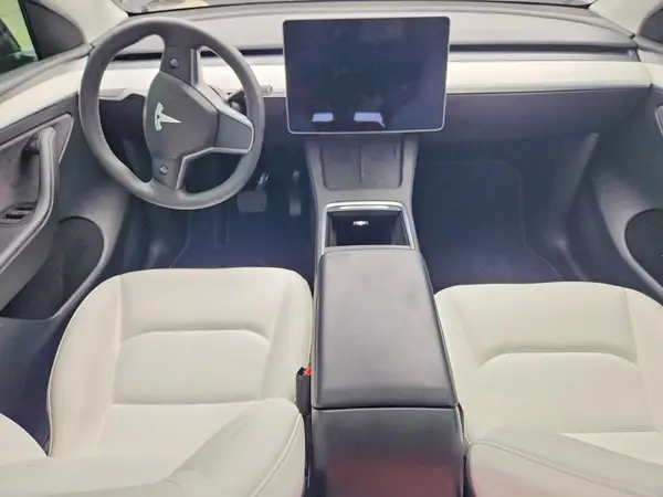 7SAYGDED6PF917265 2023 TESLA MODEL Y - Image 8