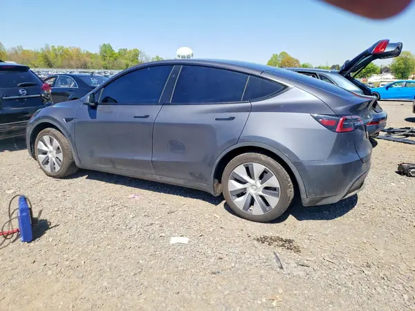 7SAYGDED6PF923258 2023 TESLA MODEL Y - Image 2