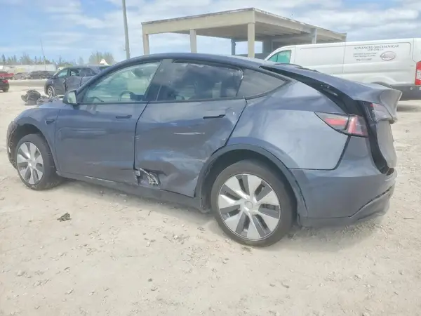 7SAYGDED6PF947527 2023 TESLA MODEL Y - Image 2