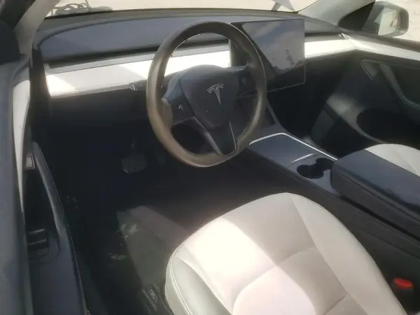 7SAYGDED6PF947527 2023 TESLA MODEL Y - Image 8
