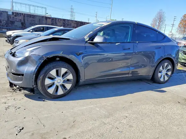 7SAYGDED6PF963470 2023 TESLA MODEL Y - Image 1