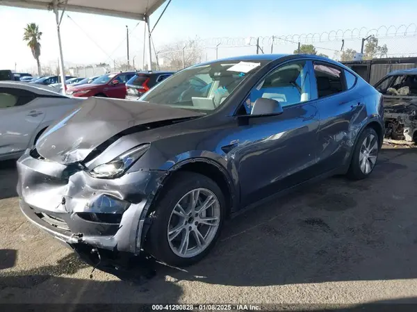 7SAYGDED6PF965333 2023 TESLA MODEL Y - Image 2