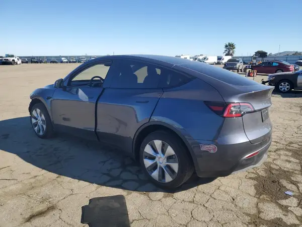 7SAYGDED6PF979667 2023 TESLA MODEL Y - Image 2