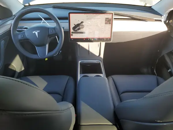 7SAYGDED6PF979667 2023 TESLA MODEL Y - Image 8