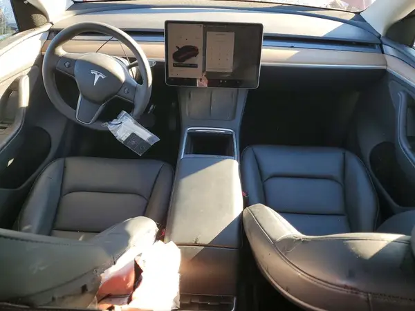 7SAYGDED6RA301811 2024 TESLA MODEL Y - Image 8