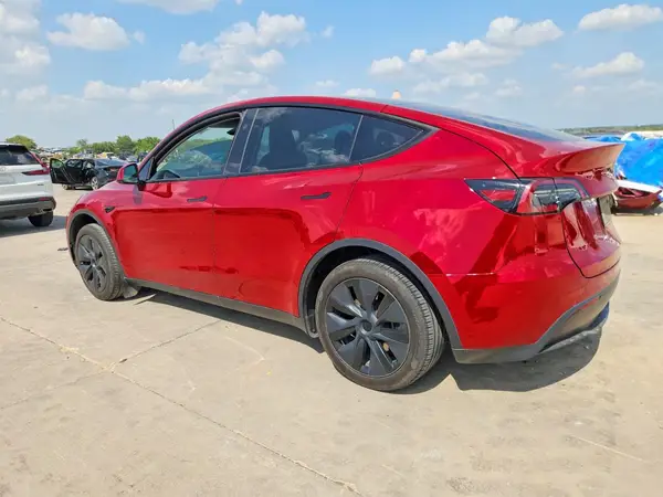 7SAYGDED6RA318267 2024 TESLA MODEL Y - Image 2