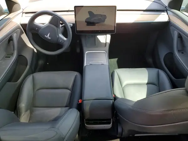 7SAYGDED6RA321475 2024 TESLA MODEL Y - Image 8
