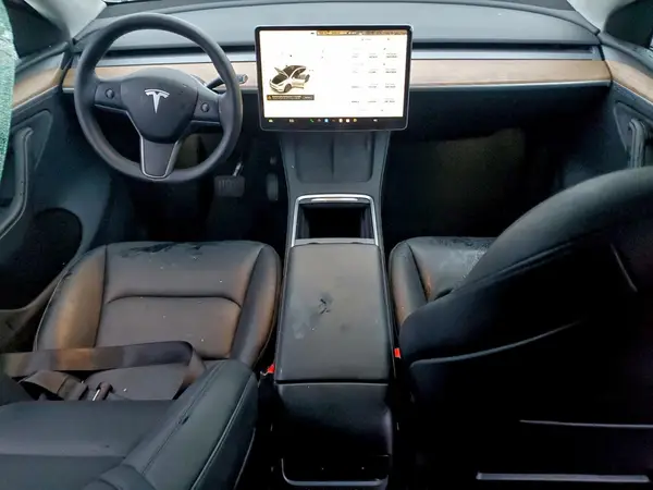 7SAYGDED6RA334985 2024 TESLA MODEL Y - Image 8