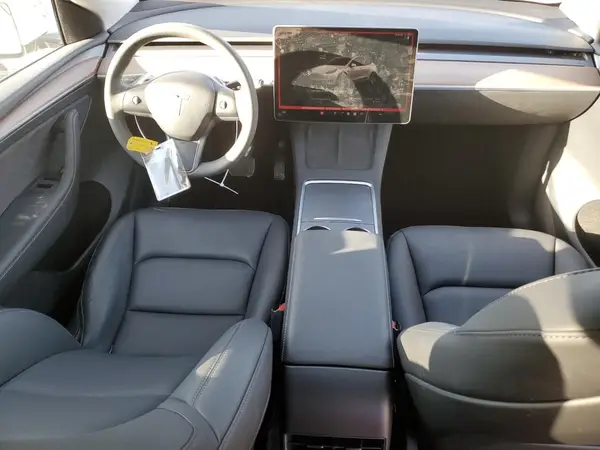 7SAYGDED6RF027481 2024 TESLA MODEL Y - Image 8