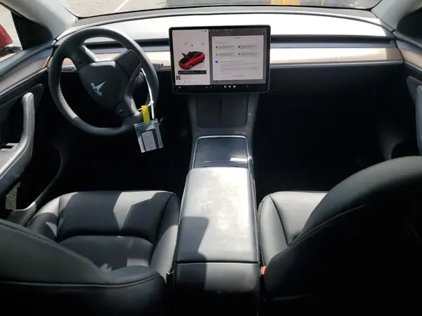 7SAYGDED6RF028551 2024 TESLA MODEL Y - Image 8