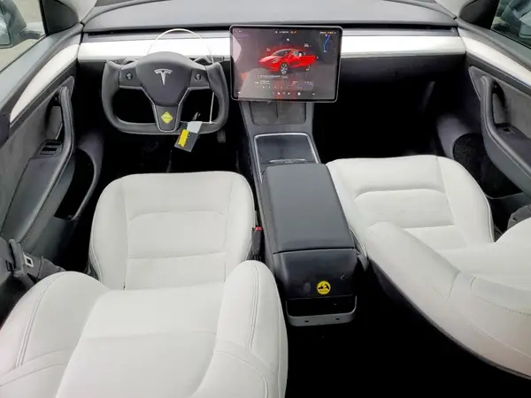 7SAYGDED6RF030817 2024 TESLA MODEL Y - Image 8