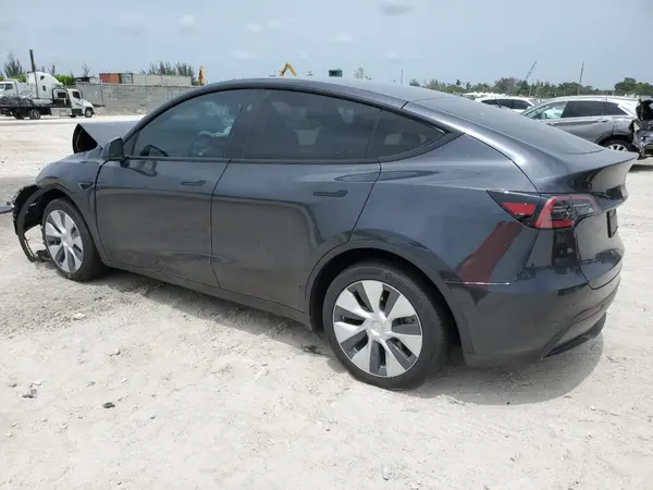 7SAYGDED6RF039551 2024 TESLA MODEL Y - Image 2