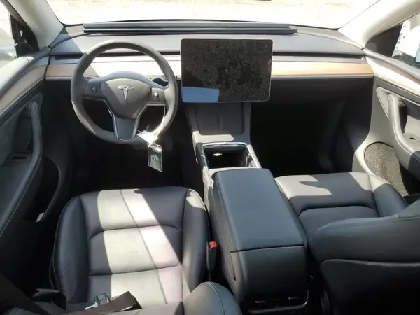 7SAYGDED6RF041199 2024 TESLA MODEL Y - Image 8