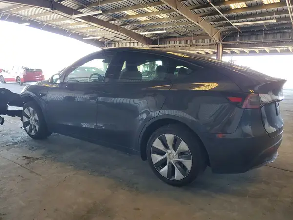 7SAYGDED6RF041834 2024 TESLA MODEL Y - Image 2