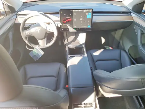7SAYGDED6RF043020 2024 TESLA MODEL Y - Image 8