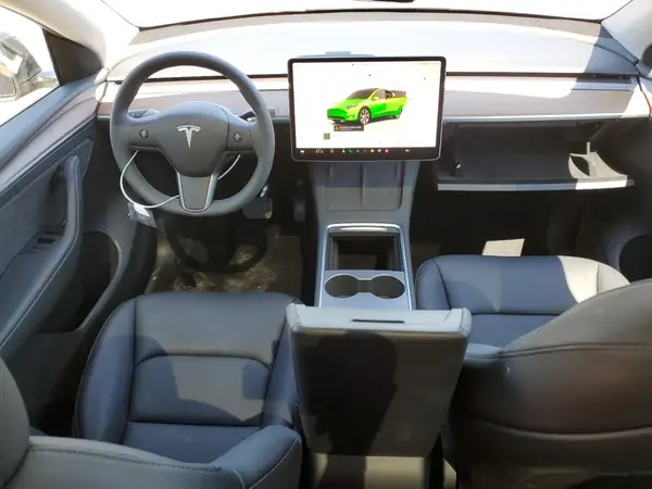 7SAYGDED6RF045107 2024 TESLA MODEL Y - Image 8