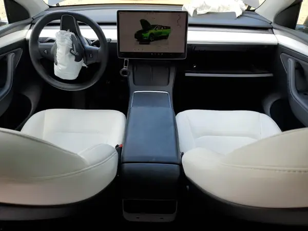 7SAYGDED6RF053126 2024 TESLA MODEL Y - Image 8