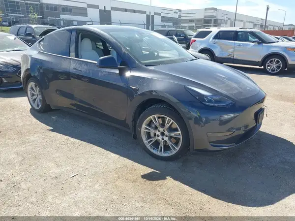7SAYGDED6RF091066 2024 TESLA MODEL Y - Image 1
