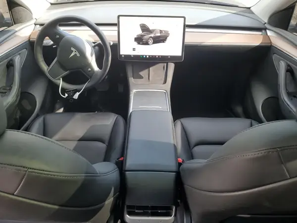 7SAYGDED6RF091911 2024 TESLA MODEL Y - Image 8