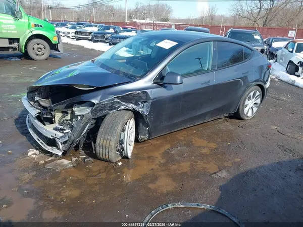 7SAYGDED6RF093187 2024 TESLA MODEL Y - Image 2
