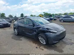 7SAYGDED6RF096669 2024 TESLA MODEL Y