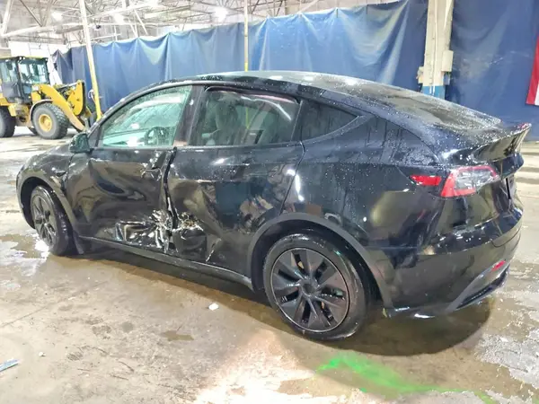 7SAYGDED6RF107413 2024 TESLA MODEL Y - Image 2
