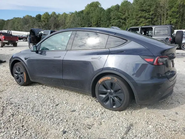 7SAYGDED6RF108979 2024 TESLA MODEL Y - Image 2